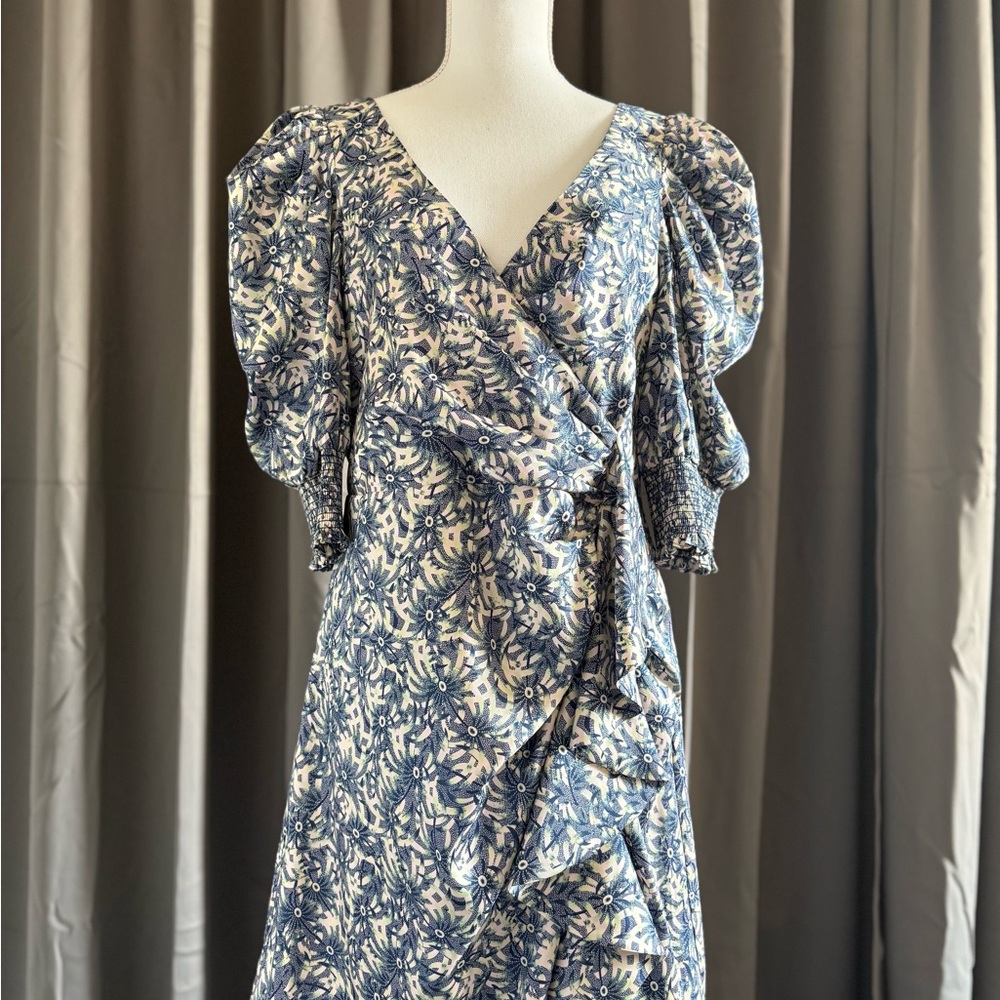 Cinq à Sept Blue and White Floral Half Sleeve Dress